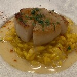 Gustare 佳乃や - リゾットミラゼーネ　帆立貝のポアレ