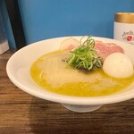 むかん 初台 - ど定番:牡蠣塩ラーメン・味玉TP