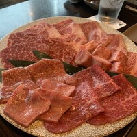 焼肉うしごろ 銀座並木通り店 - 