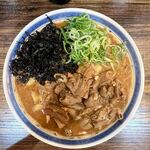 むかん 初台 - もつ煮味噌ラーメン