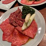 Yakiniku Nikudoushi - 