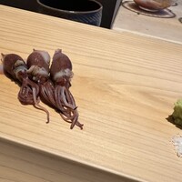 Sushi Hōseki - 温かいホタル　