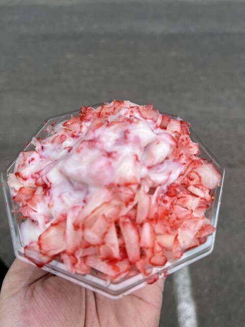 AND ROLL（アンド ロール） - 鏡石（ケーキ）の写真