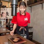 焼肉ホルモンたすき - スタッフによるフルアテンド焼肉