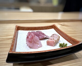Sushi To Amakusadaiou Amane - お刺身3種・・白甘鯛、カジキ鮪、やいと鰹