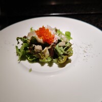 神楽坂 鉄板焼 向日葵 - サラダから華やか（当然美味しい）