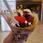 ジェラフル - 料理写真:『いちごチョコクリーム　648円
　　＋バナナトッピング　60円』