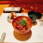 みえ田 - 天然鰻土鍋ご飯