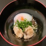 Gyokutei - はしりの鱧を水菜、牛蒡、半熟卵と共に