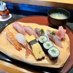 しほう田 - にぎり鮨ランチ…￥1,300円