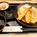 Yamashita Honki Udon - 