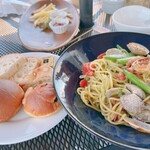 MARINA RESTAURANT TRIM - アサリのジェノベーゼ。少しオイリーだったかも？。