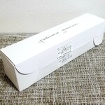 パティスリーグラム - ケーク・オランジュ・カシス（テイクアウトボックス）