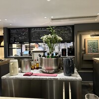 QUAND L'APPETIT VA TOUT VA！ The kitchen＆Wine - カウンター
