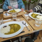 アルクトゥルス - 家族３人カレー