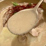 Kankoku Kateiryouri Suryon - トロトロ濃厚スープ
