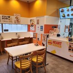 HEART BURGER - 東側客席（12脚）※カウンター４脚含む