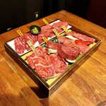 代官山 焼肉かねこ - 店主のお任せ盛り