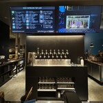 The Villa & Barrel Lounge - 