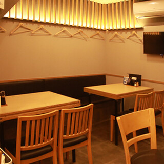 Accessible from Ueno Park ◎ A relaxed and homey interior with 15 seats