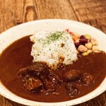 MUNYA - しほろ牛と十勝マッシュのビーフカレー