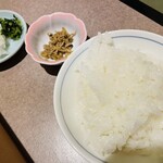 Kurobuta Ryouri Ju An - ご飯と漬物