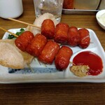 三ちゃん食堂 - チーズ入りウインナー 480円(税込)(2024年5月13日撮影)