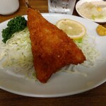 三ちゃん食堂 - アジフライ 450円(税込)(2024年5月13日撮影)
