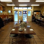 三ちゃん食堂 - 店内(2024年5月13日撮影)