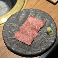 和牛とタン 焼肉 とみ 新橋本店 - 
