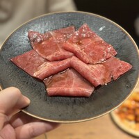 和牛とタン 焼肉 とみ 新橋本店 - 