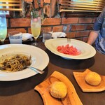 Cucina Italiana TAMANAHA - パンも焼きたてで4種類楽しめました。