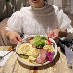 コナズ珈琲 所沢店 - 