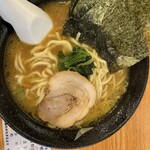 横浜家系源家らーめん - 