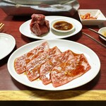 焼肉幸泉 - おまかせコース　ロース？かな？