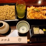 神田 味喜庵 - セット全景。山葵の香りがとてもよく、蕎麦湯をつゆに注いだときに真価が発揮されました