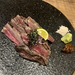 土鍋ご飯・酒 穂都 - 牛肉のサガリ部位の炭火焼き