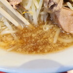 ラーメン二郎 - スープ