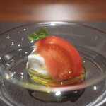 Kumazawa - 自家製チーズ 長谷川さんのトマトアップ