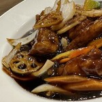 龍泉餃子坊 - 料理写真:黒酢酢豚（UP）