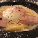 ドン マンジョーネ ディ ナポリ - 本日のパスタ　カルボナーラ