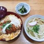 まんのう屋 - カツ丼とミニうどん