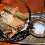 えんや - ヒレの唐揚げ