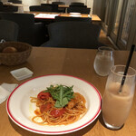 TRATTORIA AL POMPIERE - トマトと魚のソースのスパゲッティ、もちもちで旨し！