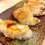 酒とごはんの羽場 - 手作り薄皮餃子