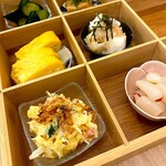 酒とごはんの羽場 - おばんざい盛り合わせ