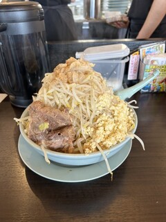 Ramen Niton - 豚そば(肉1枚)  麺270g、ヤサイマシマシ、ニンニクマシ、油フツウ