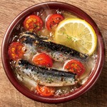 北海道产沙丁鱼和番茄的大蒜橄榄油风味锅