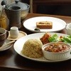 Cafe 5884 - 料理写真:ランチは、玄米ご飯とオーガニック野菜を中心に、肉・魚・乳製品を使わず一皿一皿ていねいに手作りしています。