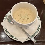 Fineganzu Ba Ando Guriru - セットのスープ